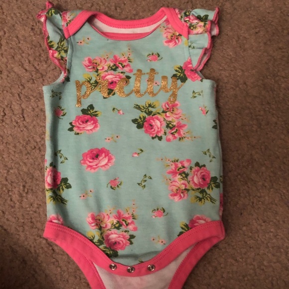 Onesie 4 for $20 - Picture 1 of 1